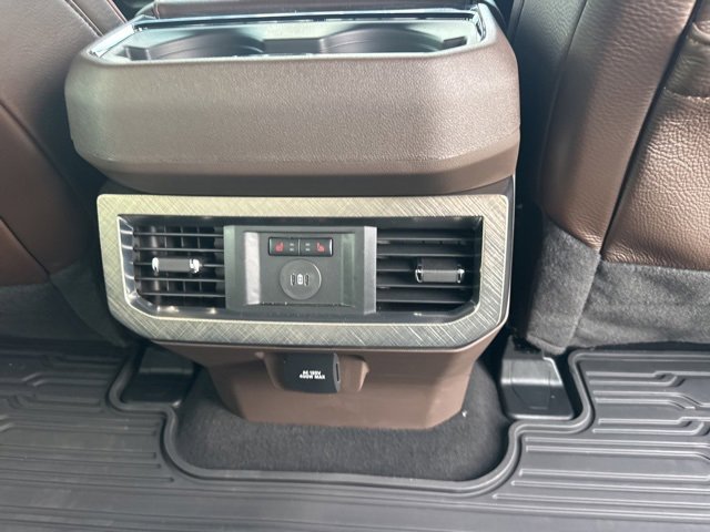Used 2025 Ford F450 King Ranch w/ Chrome Package image 16