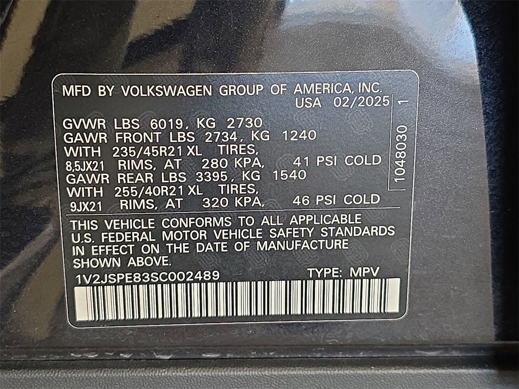 Used 2025 Volkswagen ID.4 Pro S Plus image 39