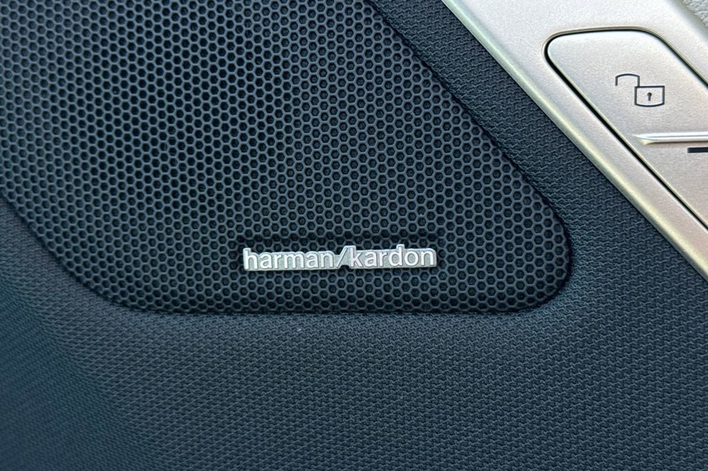 New 2026 BMW iX xDrive60 AWD/4WD image 20