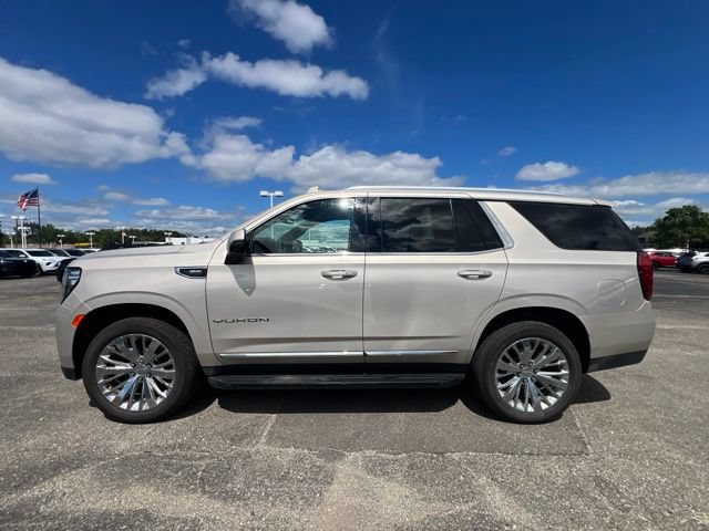 Used 2021 GMC Yukon SLT w/ SLT Luxury Plus Package AWD/4WD image 8