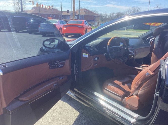 Used 2009 Mercedes-Benz CL 550 4MATIC w/ Sport Pkg image 7