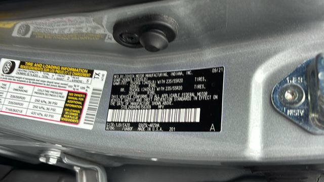 Used 2021 Toyota Highlander XSE image 38