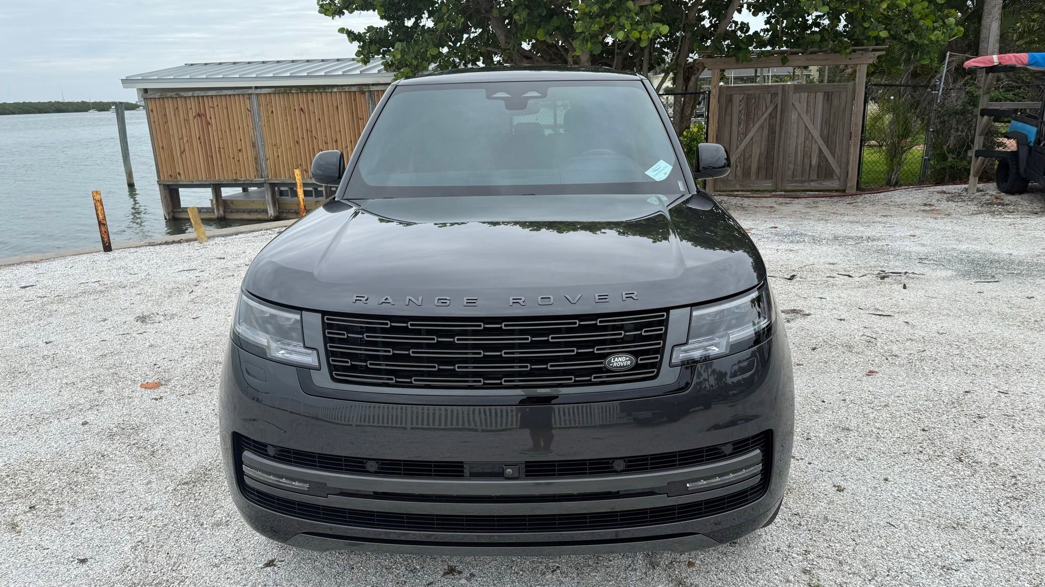 Used 2025 Land Rover Range Rover SE AWD/4WD image 9