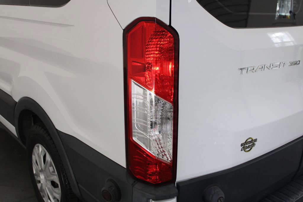 Used 2017 Ford Transit 350 XLT image 47