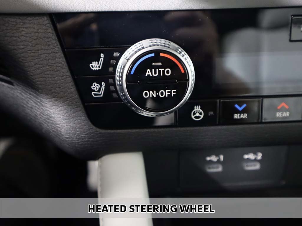 New 2025 Mitsubishi Outlander AWD image 12