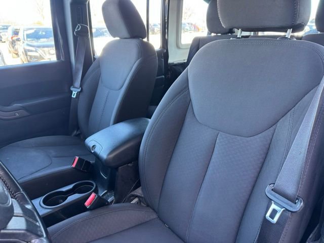 Used 2017 Jeep Wrangler Unlimited Sport w/ Connectivity Group image 5