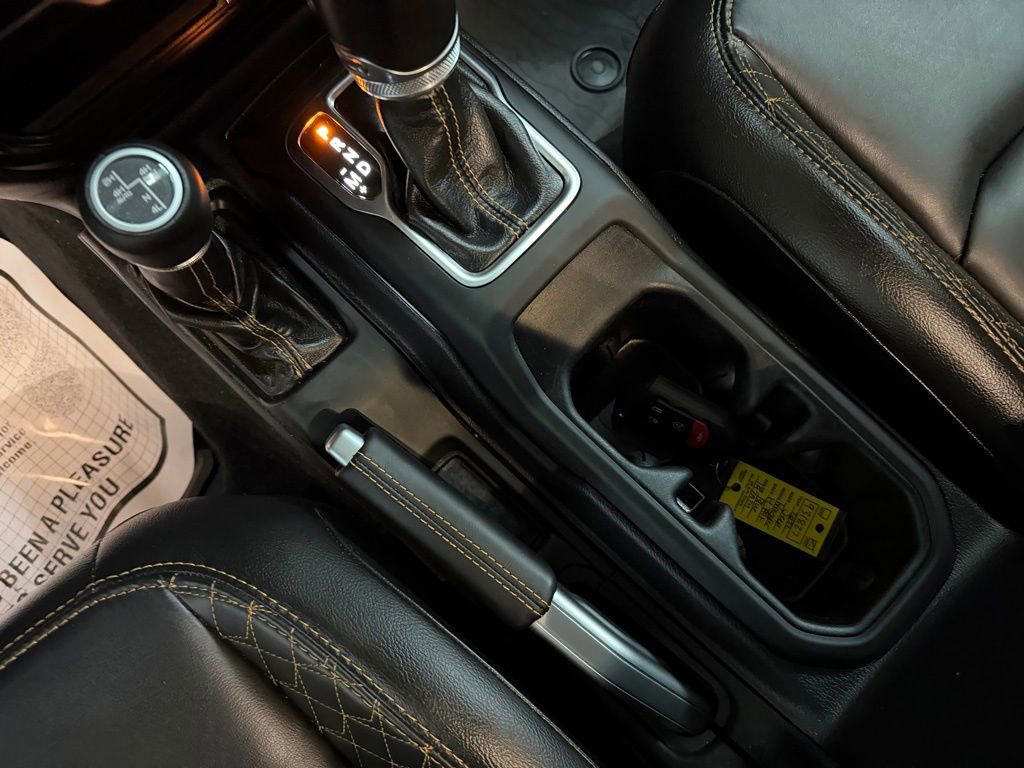 Used 2022 Jeep Wrangler Unlimited Sahara image 29
