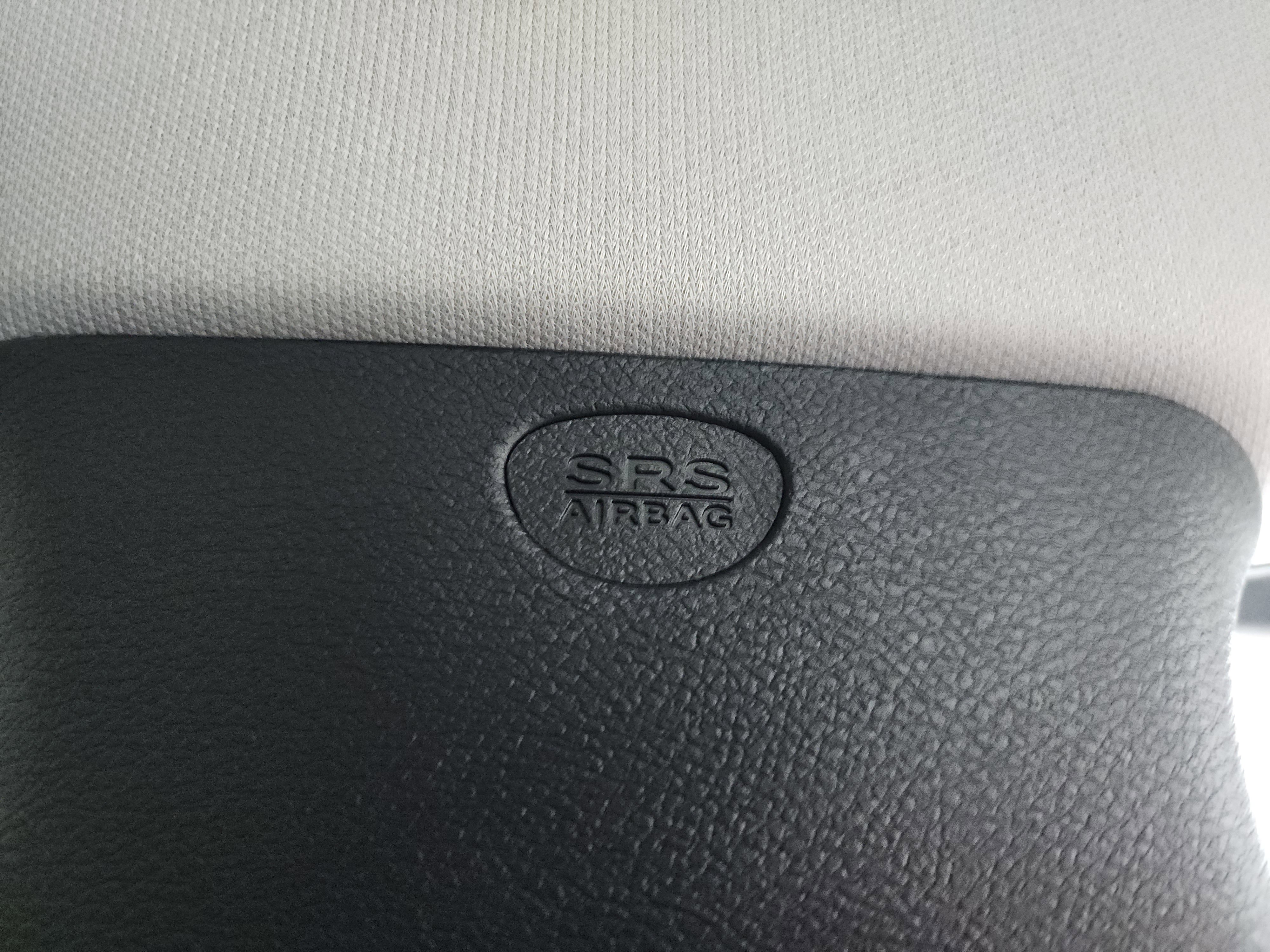 Used 2020 Jeep Cherokee Limited image 42