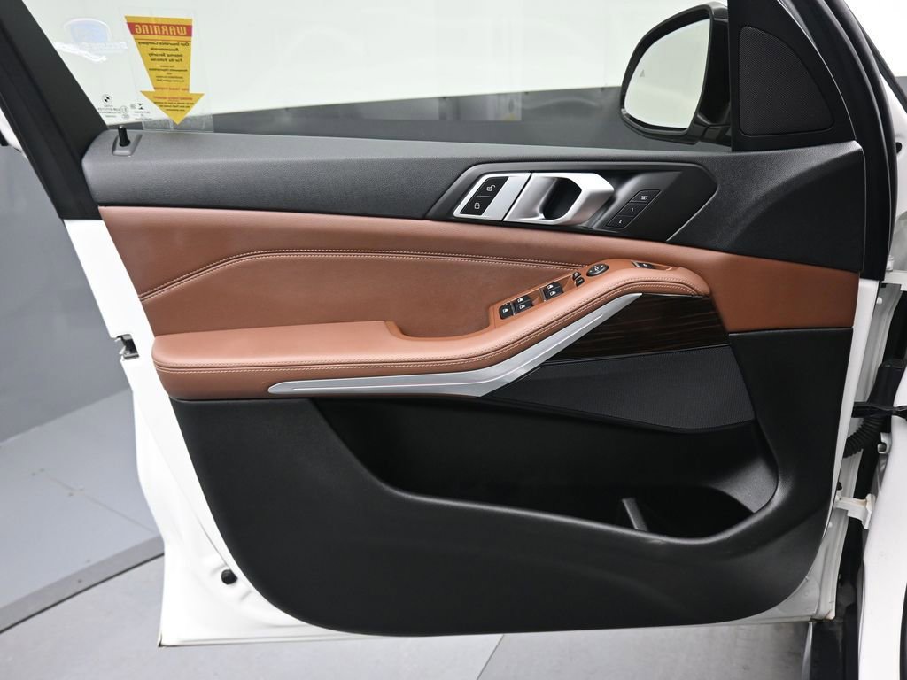 Used 2019 BMW X5 xDrive40i w/ Convenience Package image 9