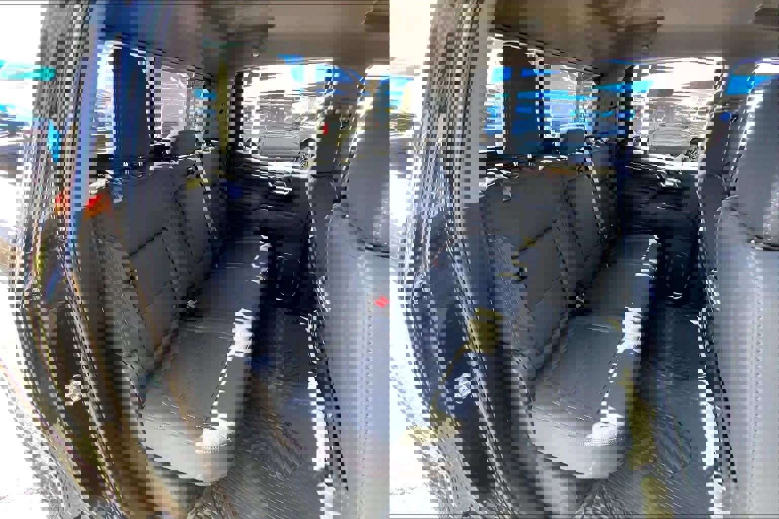 Used 2024 Chevrolet Silverado 1500 LT Trail Boss w/ Convenience Package II image 20