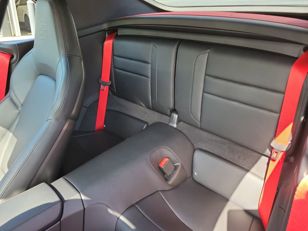 Certified 2025 Porsche 911 Carrera RWD image 18