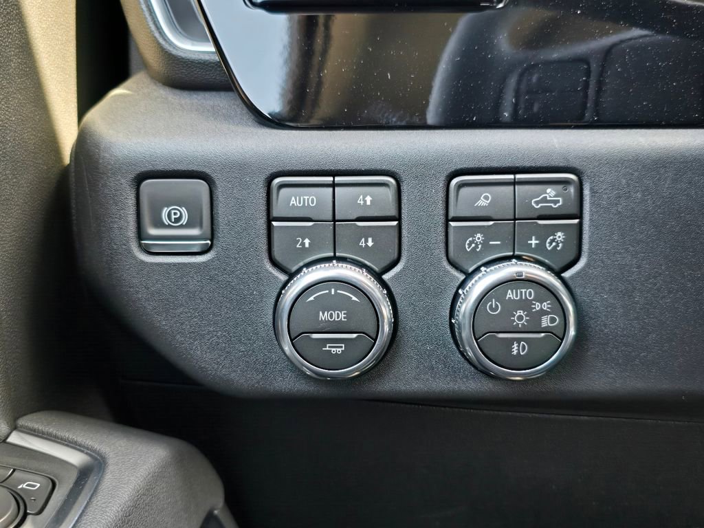 New 2026 GMC Sierra 2500 SLT w/ SLT Premium Package AWD/4WD image 18