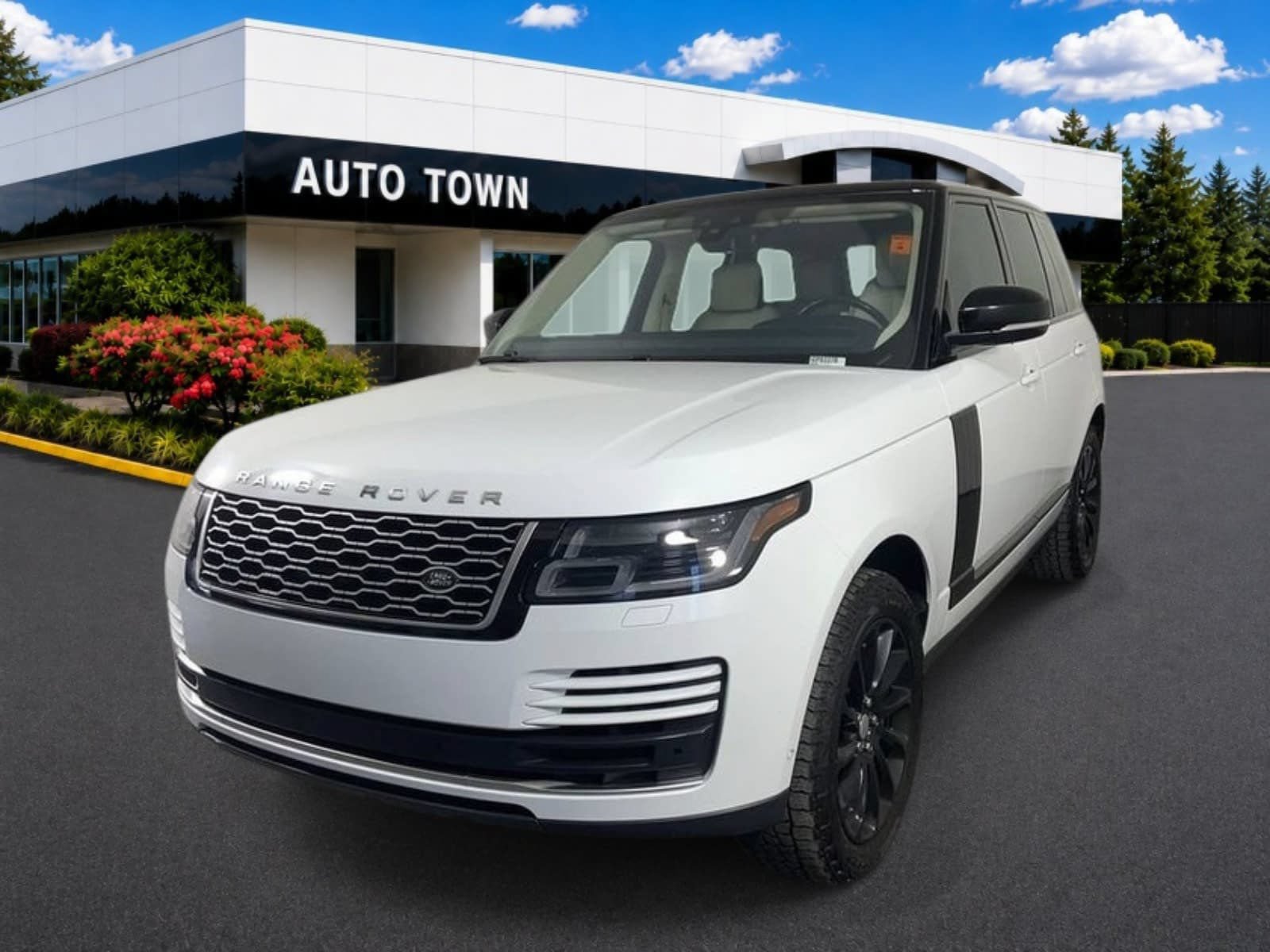 Used 2019 Land Rover Range Rover HSE AWD/4WD image 1