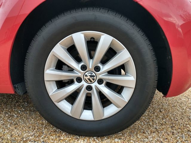 Used 2015 Volkswagen Beetle 1.8T image 20