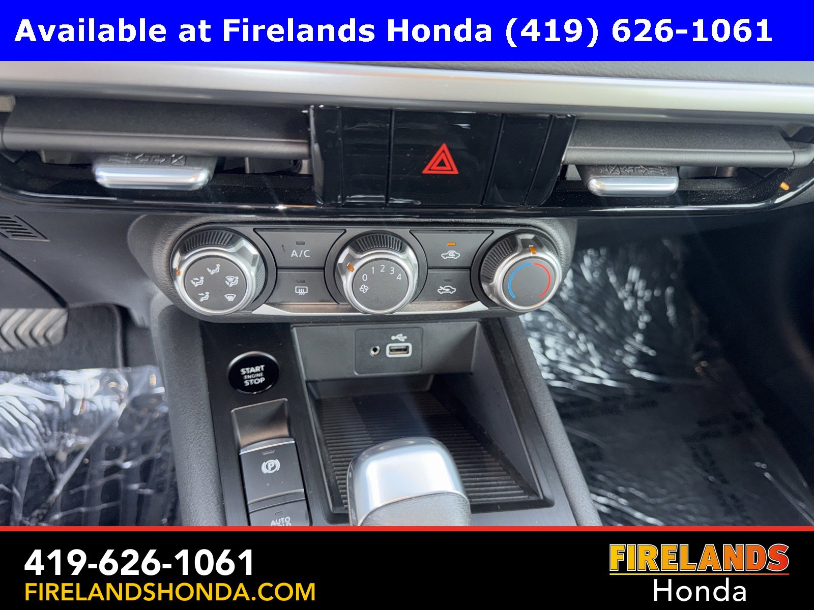 Used 2025 Nissan Kicks S image 19