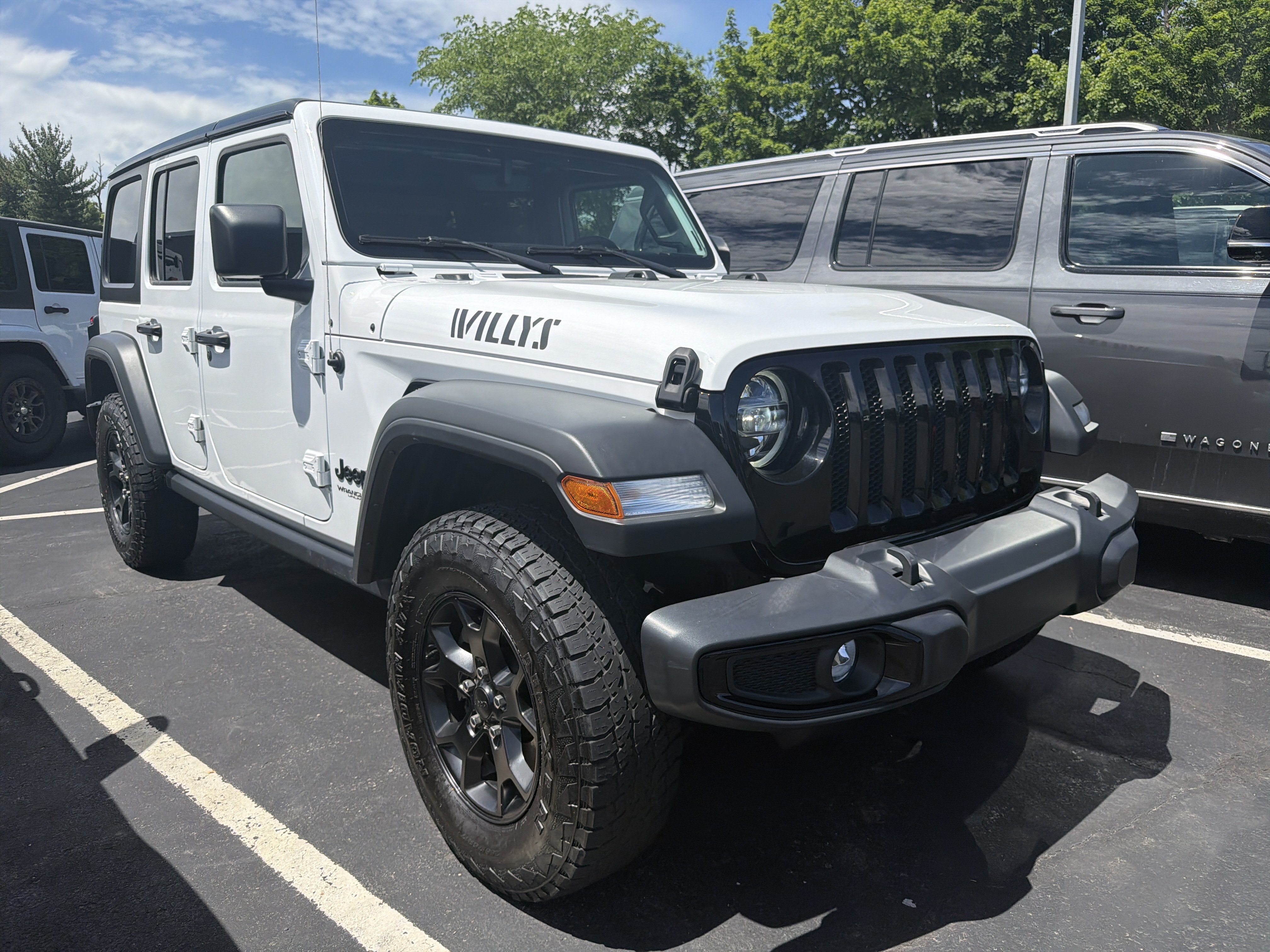 Used 2022 Jeep Wrangler Unlimited Willys AWD/4WD image 1