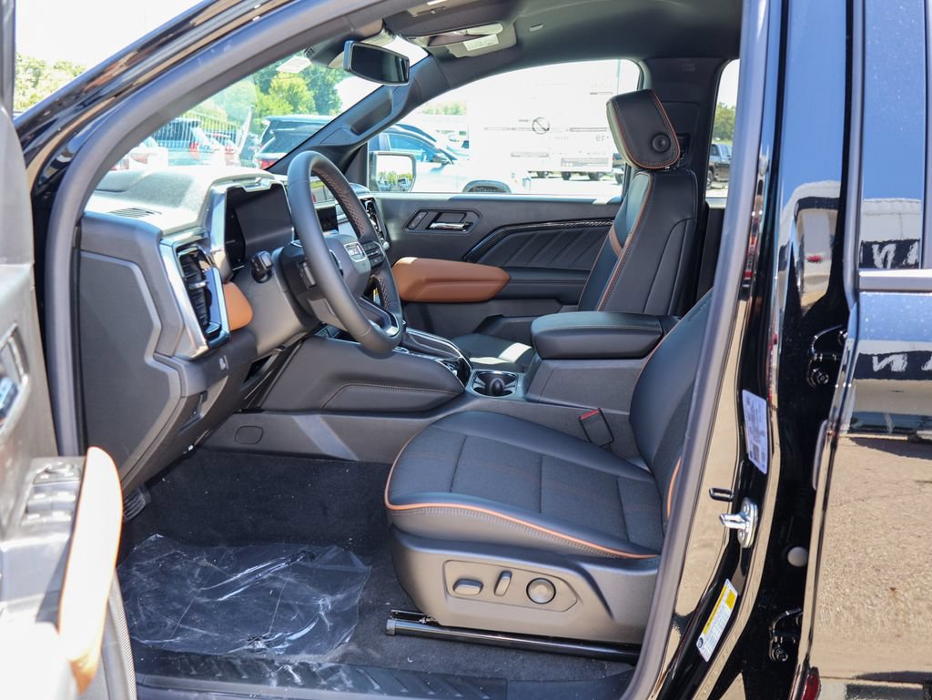 New 2026 GMC Canyon AT4 w/ Nightfall Essentials Package AWD/4WD image 6
