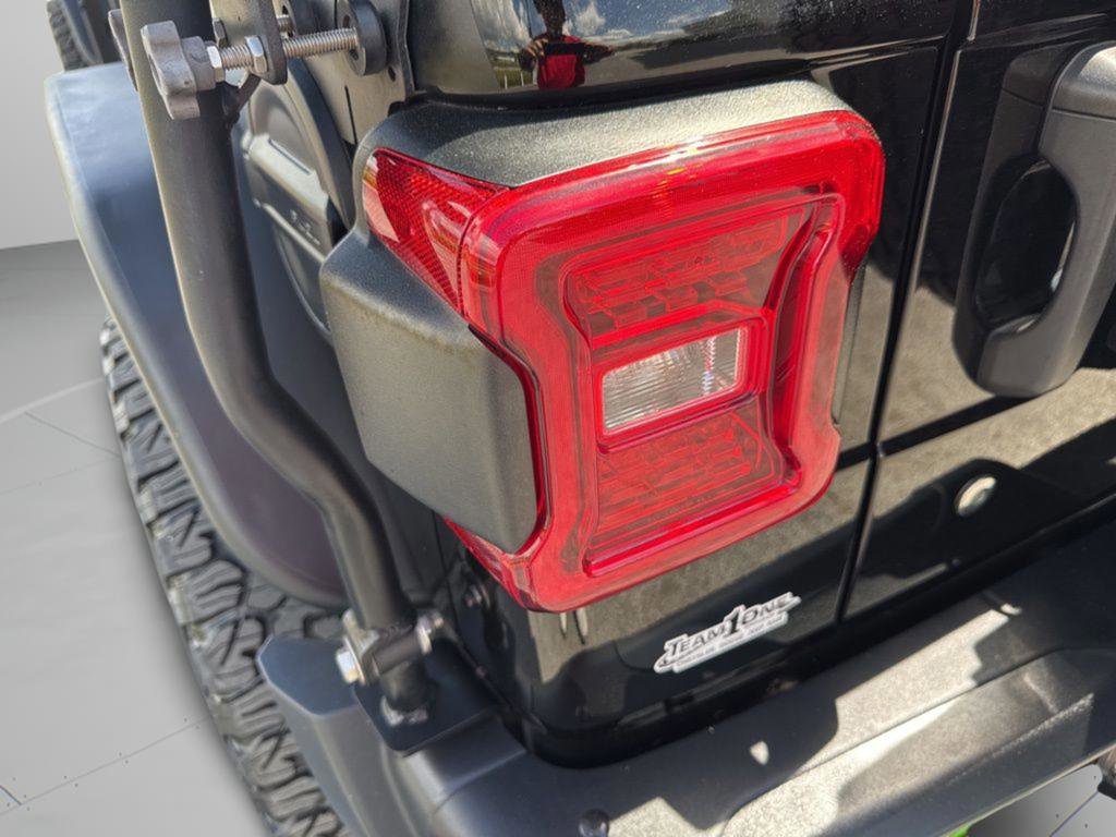 Used 2020 Jeep Wrangler Unlimited Rubicon image 30