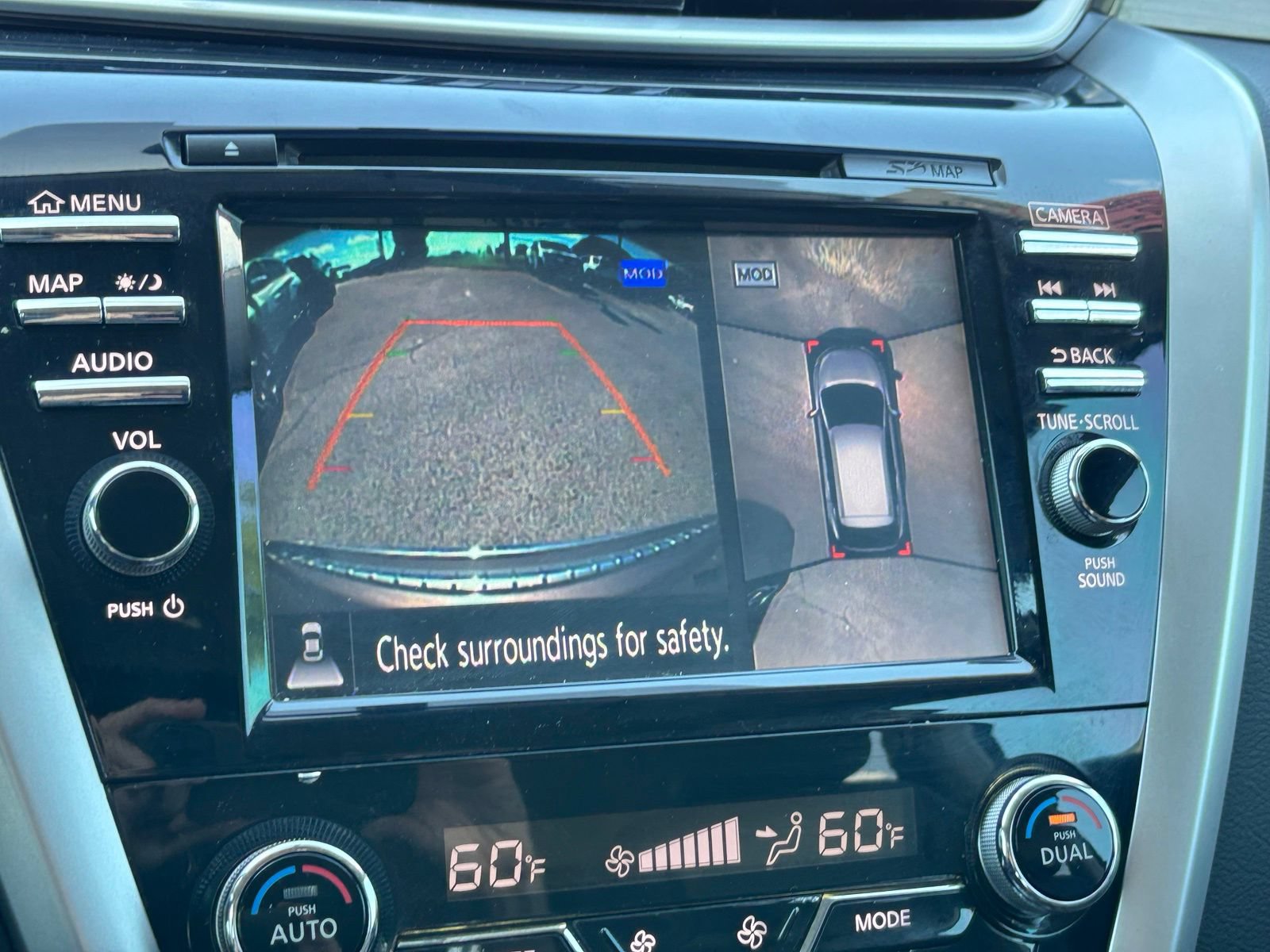 Used 2015 Nissan Murano Platinum FWD image 9
