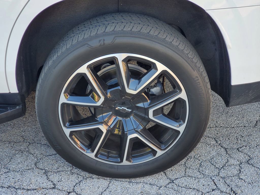 Used 2023 Chevrolet Tahoe RST w/ Sport Performance Package image 5