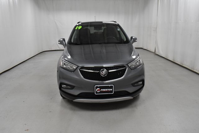 Used 2019 Buick Encore Sport Touring image 4
