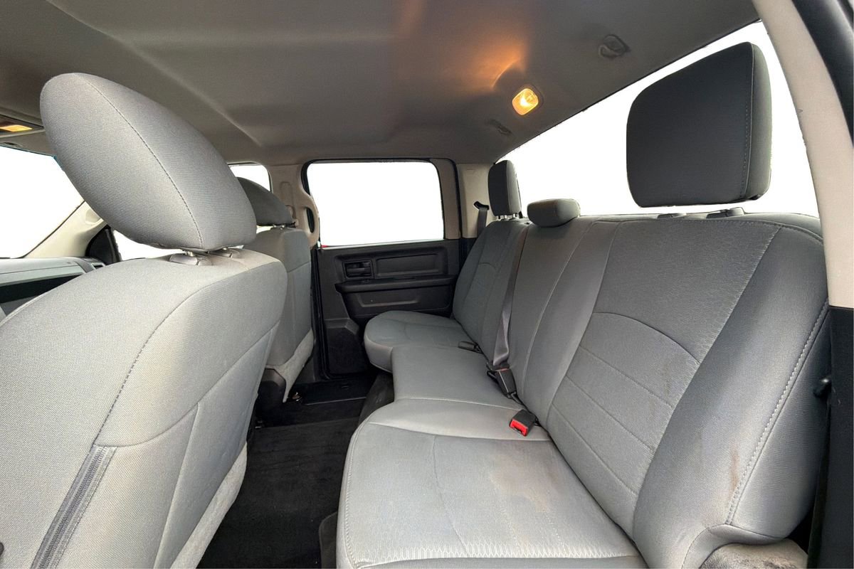 Used 2015 RAM 1500 Express image 10