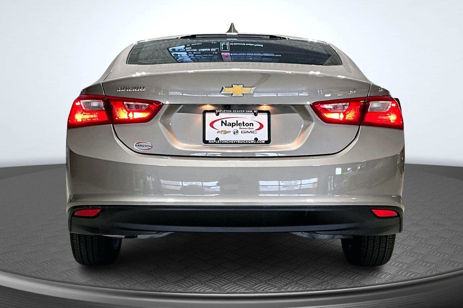 Used 2023 Chevrolet Malibu LT image 4