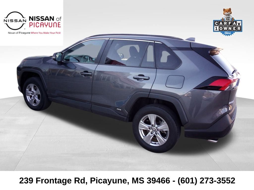 Used 2024 Toyota RAV4 XLE w/ Weather Package video 3