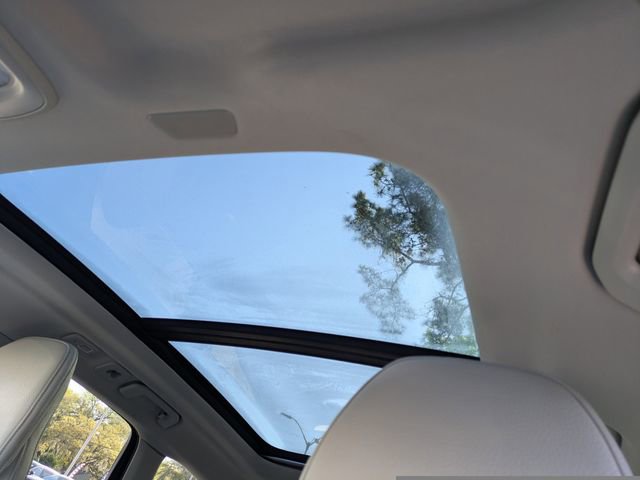 Used 2023 Volvo XC60 B5 Plus image 28