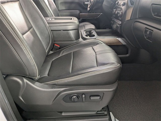 Certified 2022 Chevrolet Silverado 3500 High Country w/ Snow Plow Prep/Camper Package image 64