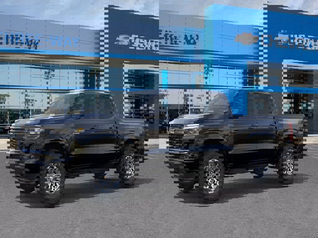 New 2026 Chevrolet Colorado LT w/ LT Convenience Package image 2