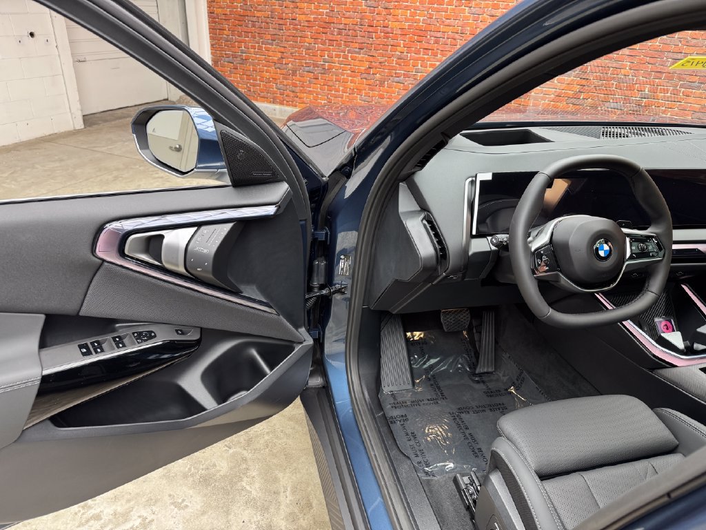 Used 2026 BMW X3 xDrive30i w/ Premium Package AWD/4WD image 8