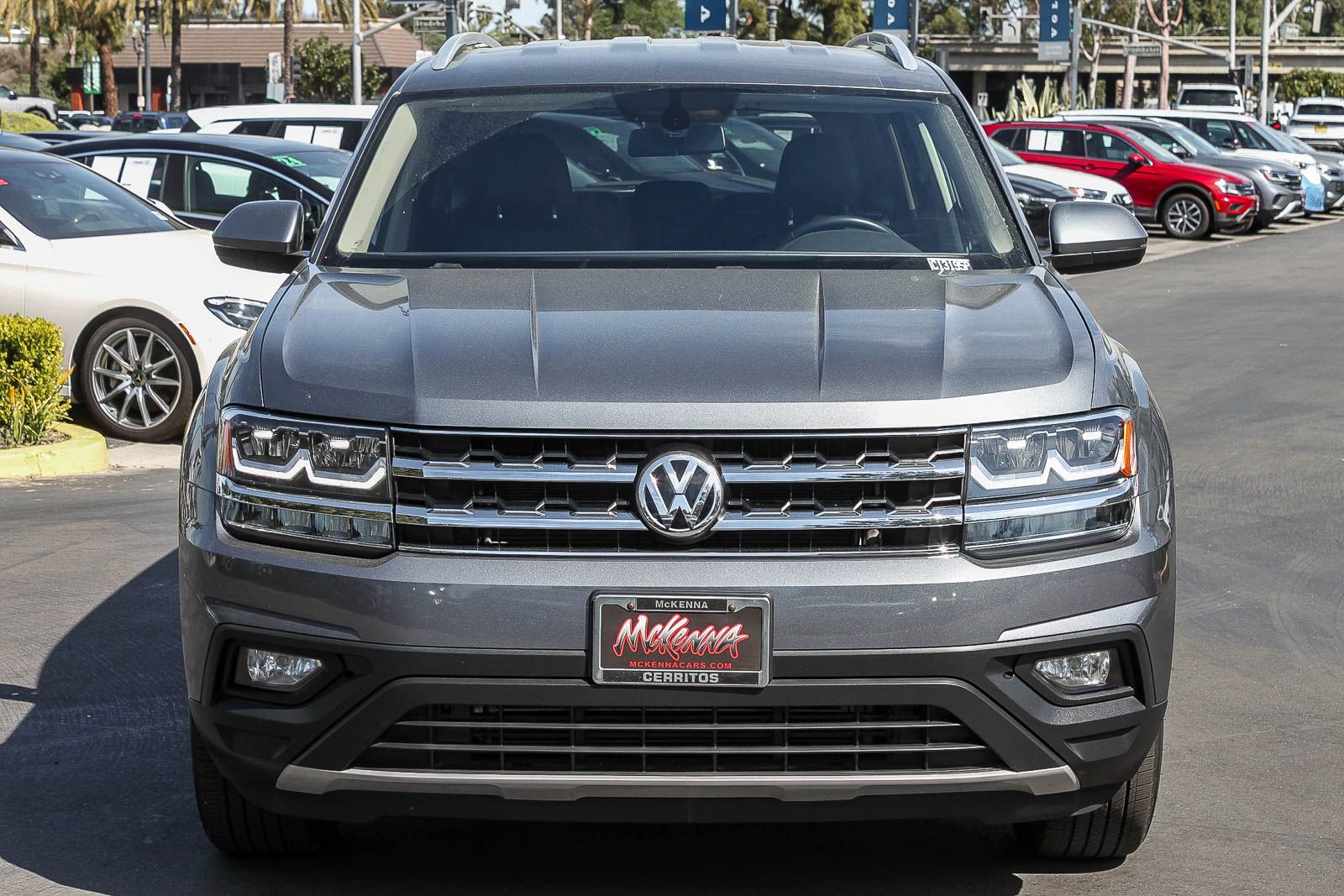 Used 2019 Volkswagen Atlas SE image 2