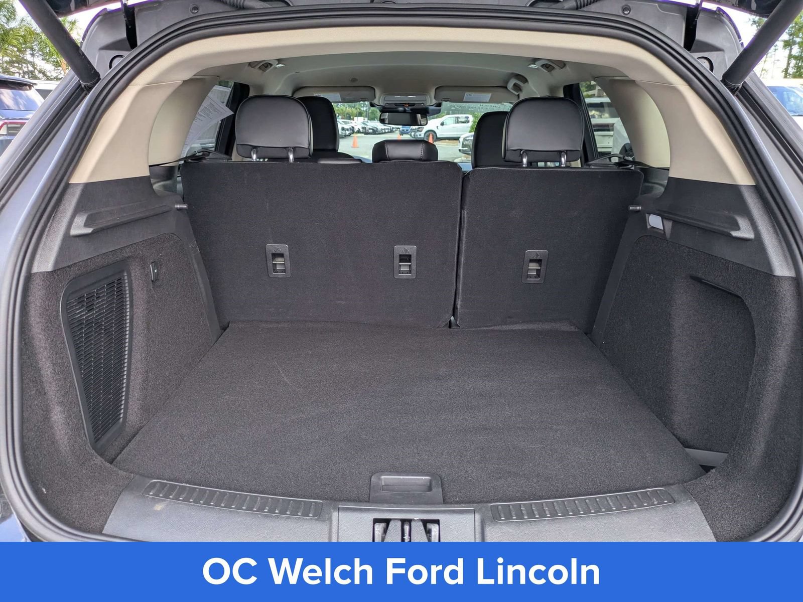 Certified 2026 Lincoln Corsair Premiere FWD image 8