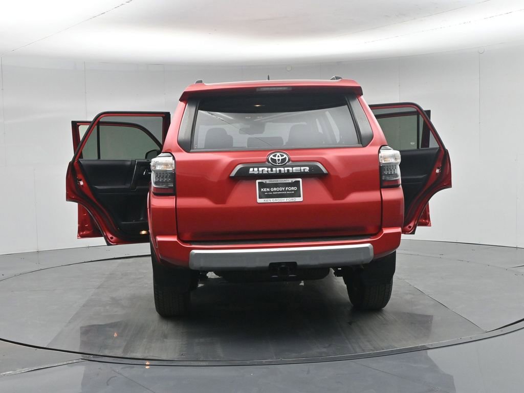 Used 2024 Toyota 4Runner TRD Off-Road image 34