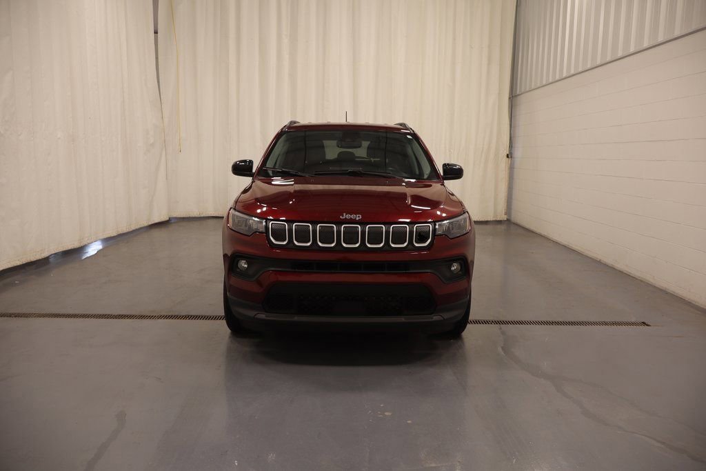Used 2022 Jeep Compass Latitude AWD/4WD image 4