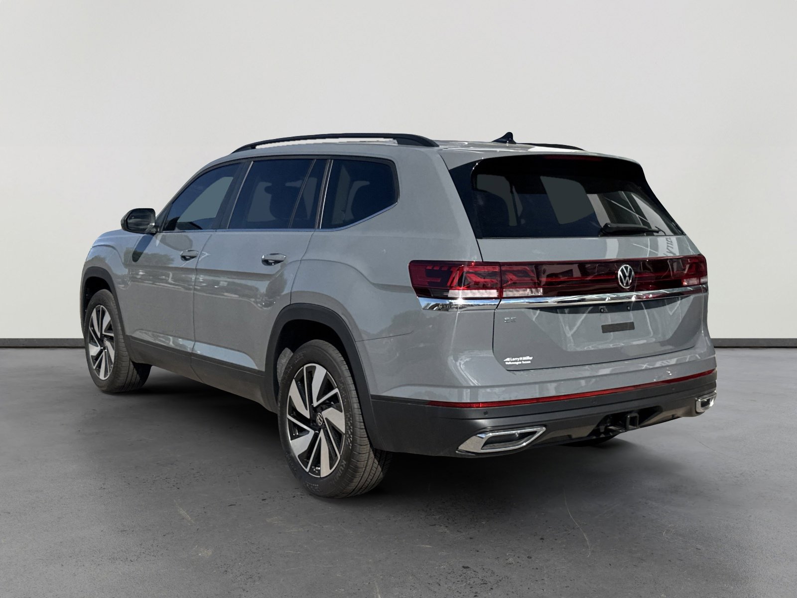 New 2026 Volkswagen Atlas SE image 4