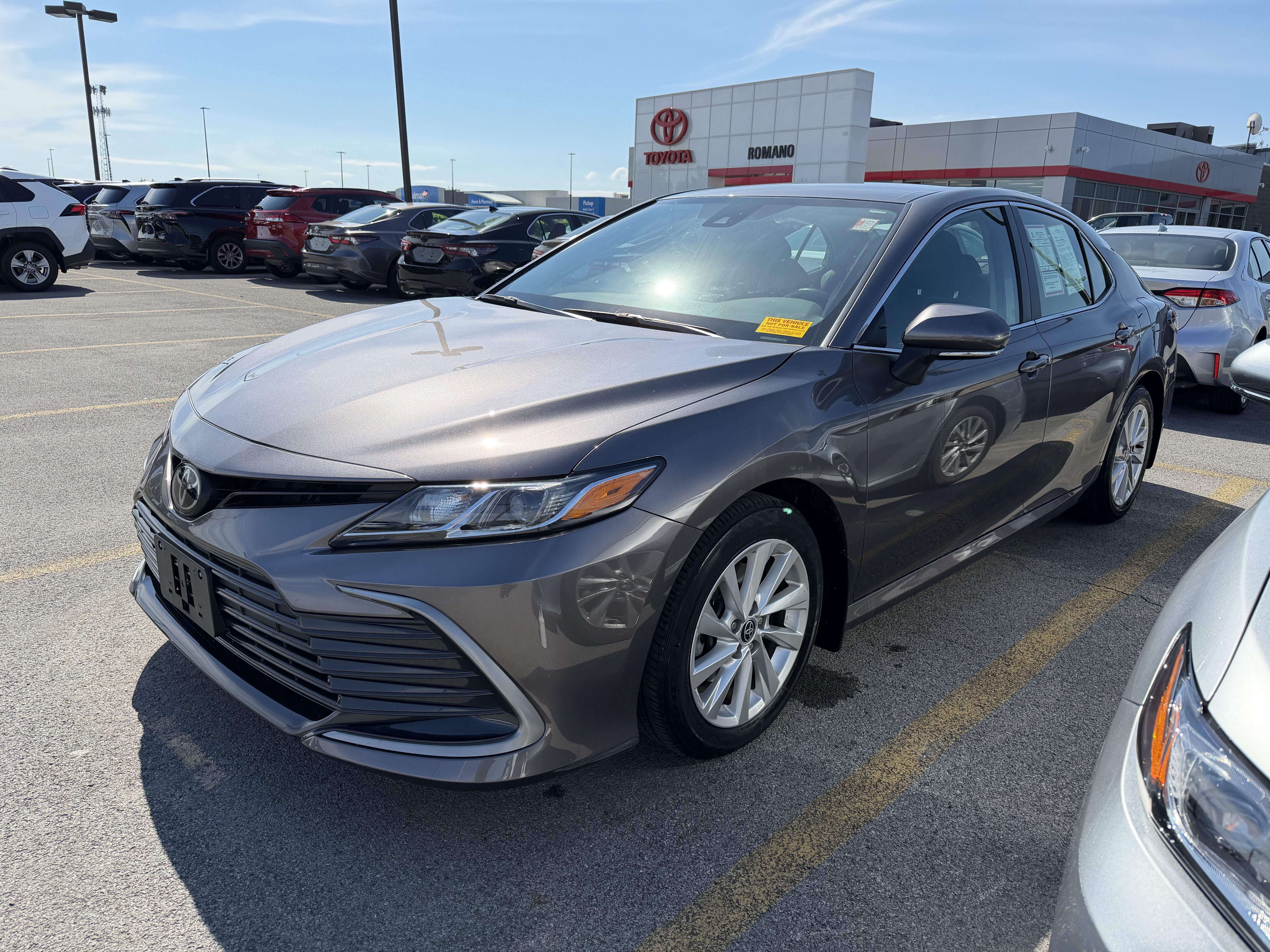 Used 2023 Toyota Camry LE w/ Cold Weather Package FWD image 4