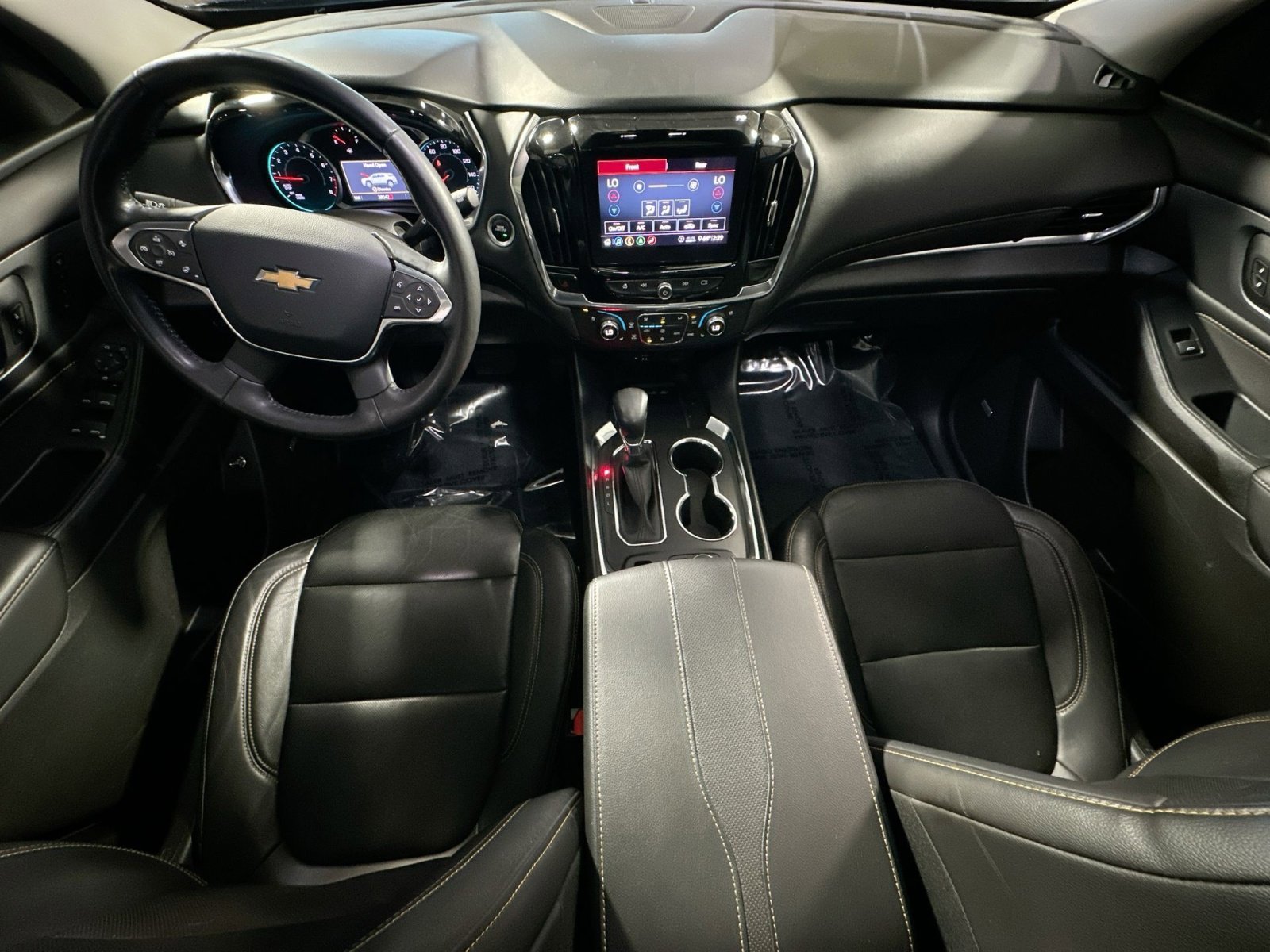 Used 2021 Chevrolet Traverse Premier w/ Redline Edition image 32