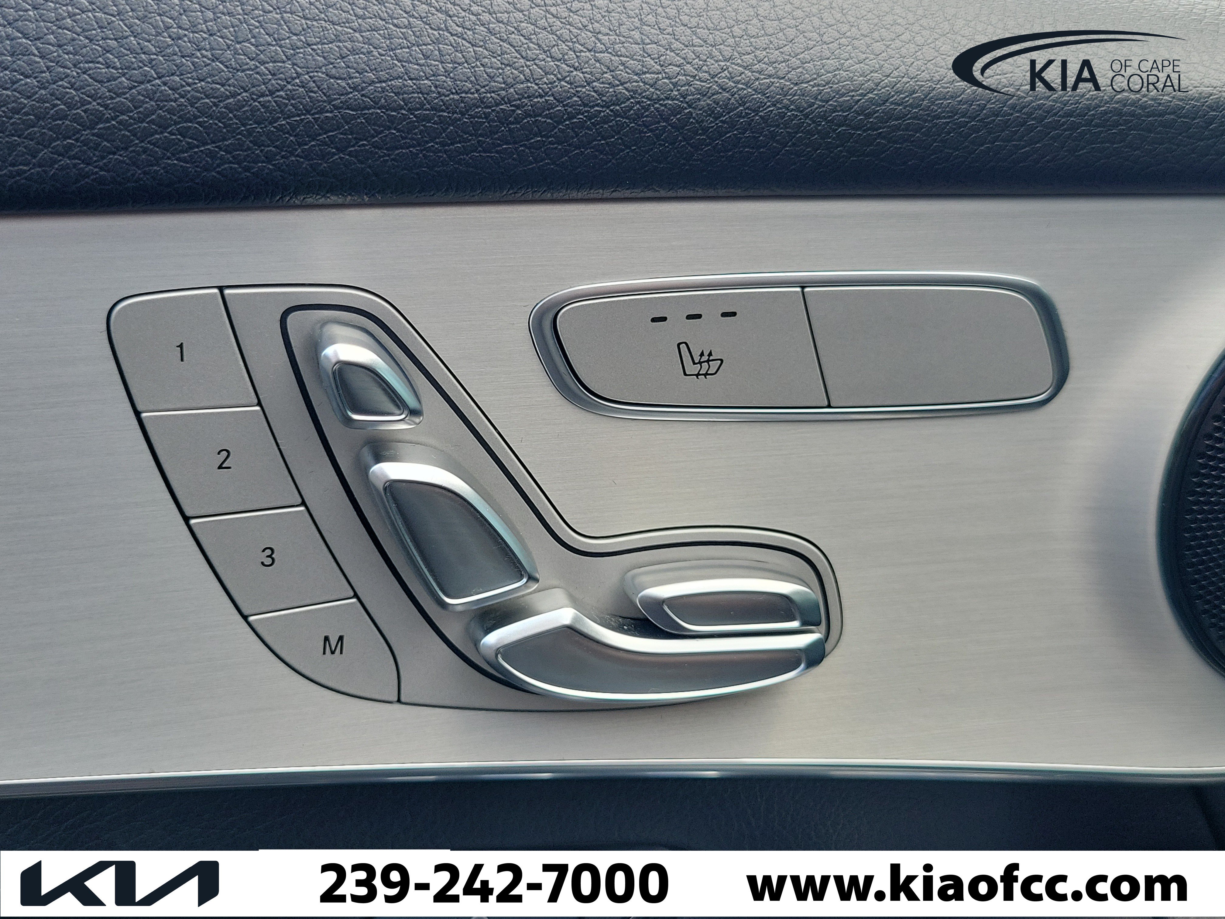 Used 2020 Mercedes-Benz GLC 300 image 24