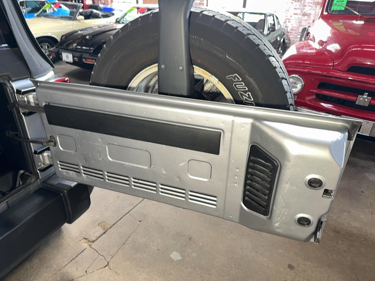 Used 2013 Jeep Wrangler Unlimited Sport AWD/4WD image 92