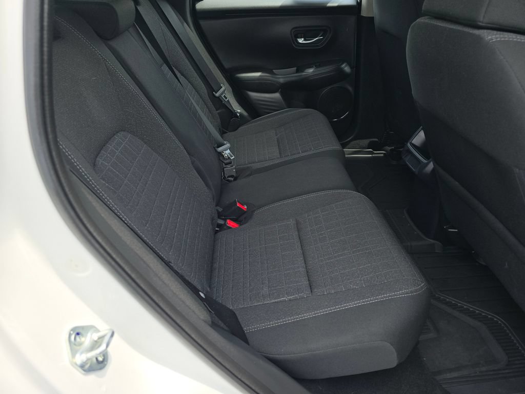 Certified 2025 Honda HR-V LX image 19