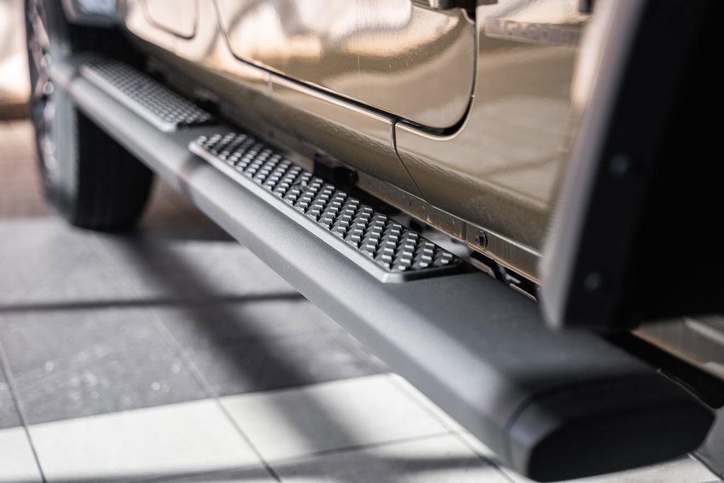 New 2026 Jeep Gladiator Sport image 18