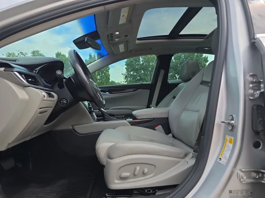 Used 2017 Cadillac XTS Luxury w/ Driver Awareness Package FWD image 14