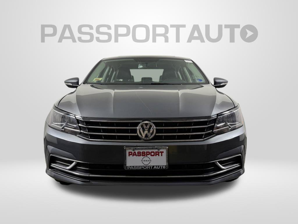 Used 2019 Volkswagen Passat 2.0T Wolfsburg FWD image 2