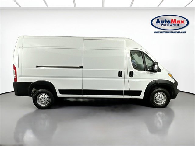 Used 2024 RAM ProMaster 2500 w/ Convenience Group image 10