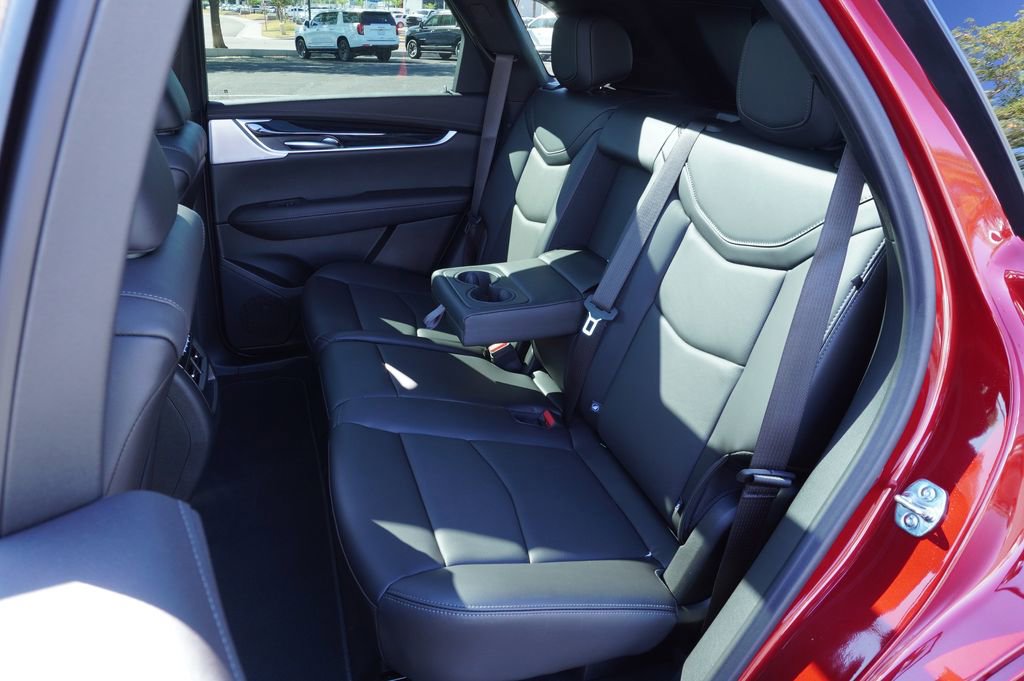New 2026 Cadillac XT5 Premium Luxury w/ Driver Assist Package image 9