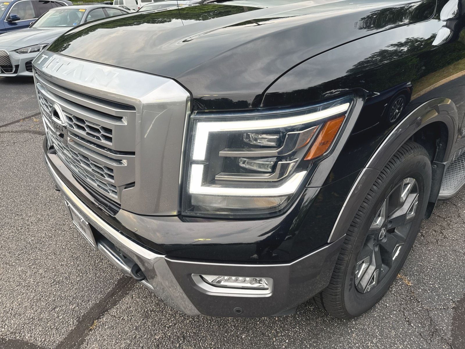 Used 2020 Nissan Titan Platinum Reserve w/ Moonroof Package RWD image 5