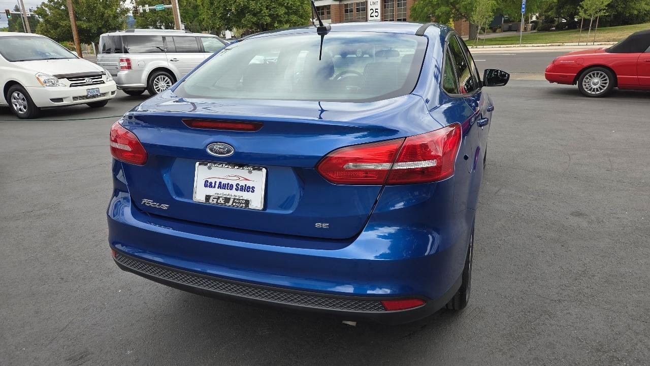 Used 2018 Ford Focus SE FWD image 9