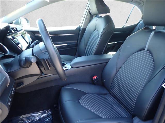 Used 2020 Toyota Camry SE FWD image 10